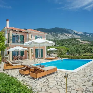 Villa Trapezaki Garden